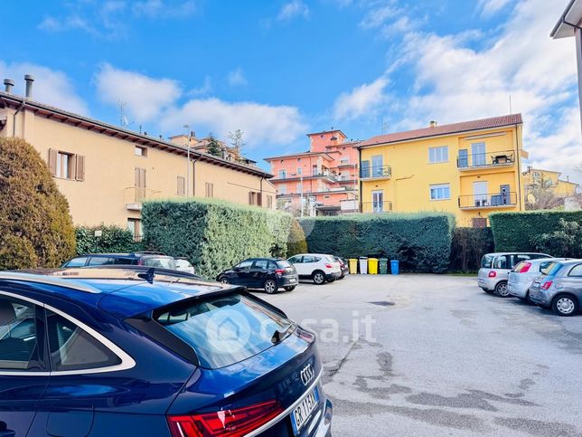 Appartamento in residenziale in Via Giovanni Feneziani 5