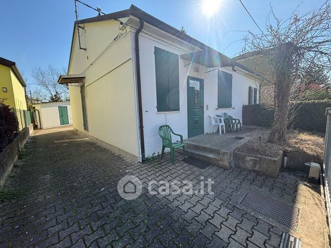 Casa indipendente in residenziale in Via Santo Stefano