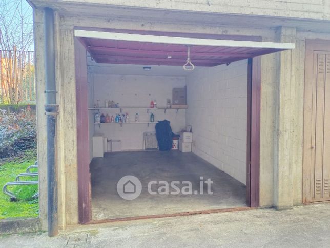 Garage/posto auto in residenziale in Via Gino Marini 12