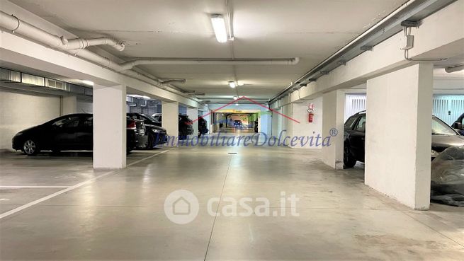 Garage/posto auto in residenziale in Via Mario Castelnuovo Tedesco