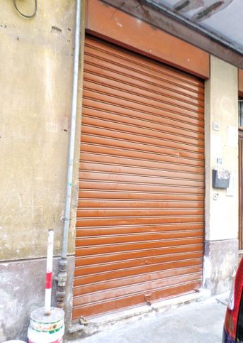 Negozio/locale commerciale in commerciale in Via Tommaso Aversa 126