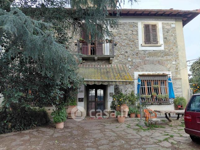 Villa in residenziale in Via Vecchia Pisana