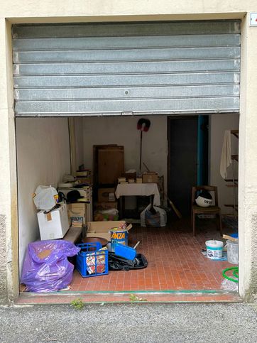 Garage/posto auto in residenziale in Via Alcide De Gasperi