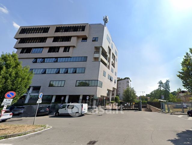 Box/posto auto in residenziale in Via San Maria Pelletier 6