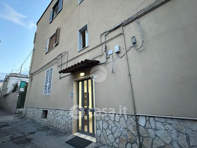 Appartamento in residenziale in Via Simmaco 11