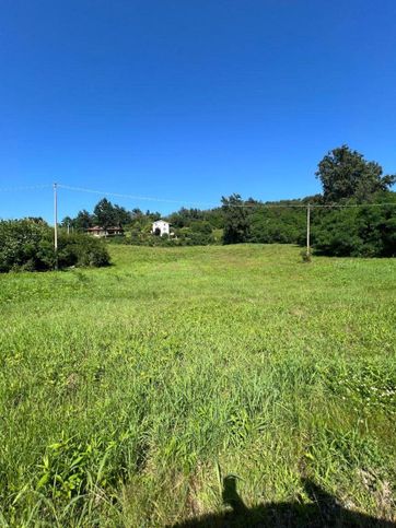 Terreno agricolo in commerciale in Via Pollenzo 9