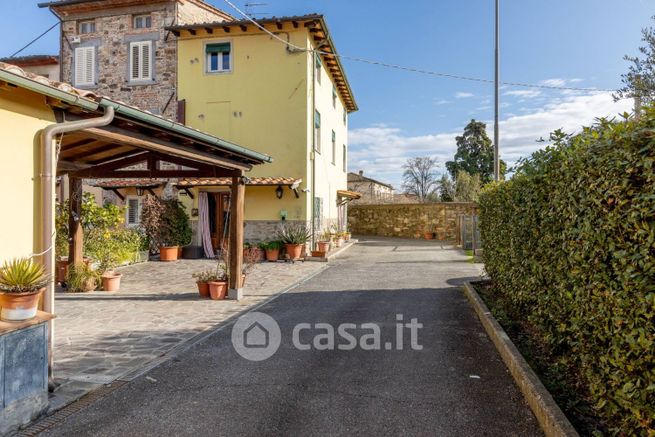 Casa indipendente in residenziale in Via della Chiesa in Marlia 36