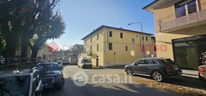 Appartamento in residenziale in Piazza Ploto 5