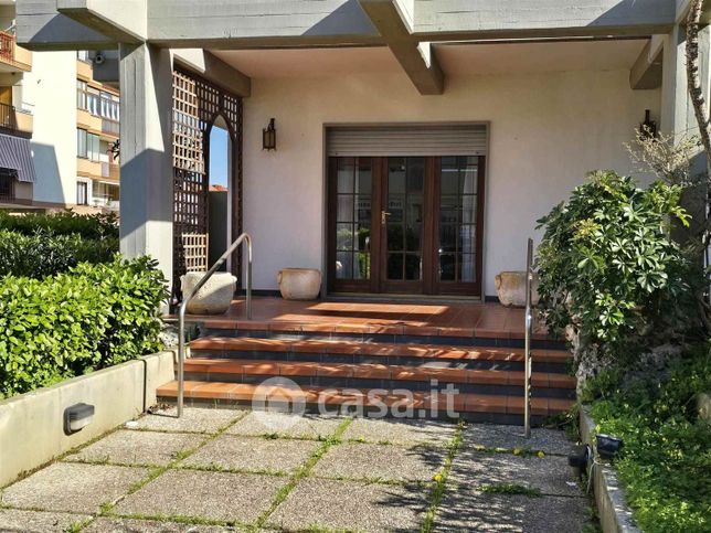 Appartamento in residenziale in Via Arenazza