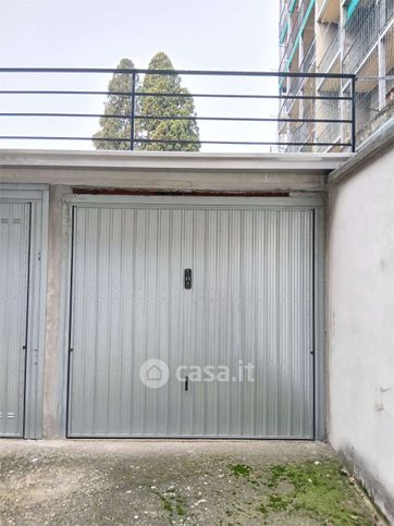 Box/posto auto in residenziale in Via Ludovico Ariosto 6