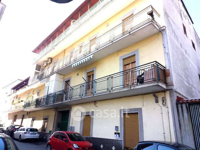 Appartamento in residenziale in Via Ugo Foscolo 6