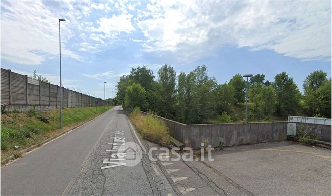 Terreno edificabile in residenziale in Via Industriale