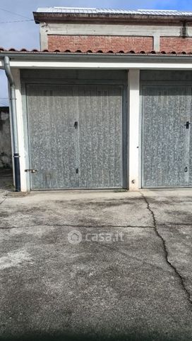 Box/posto auto in residenziale in Via Provinciale 35