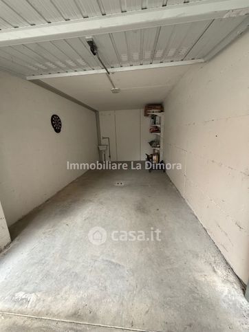 Box/posto auto in residenziale in 