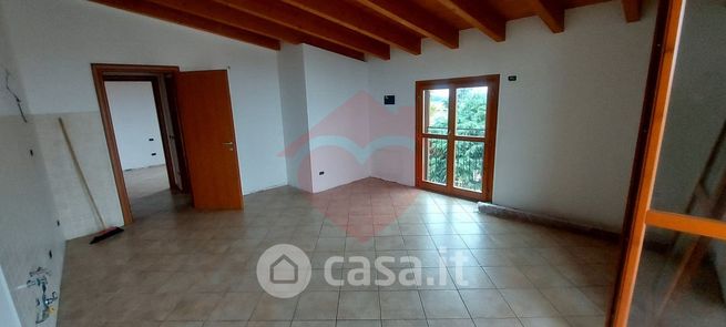 Appartamento in residenziale in Via Alessandro Manzoni 16