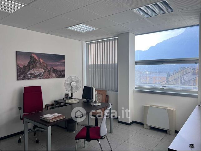 Ufficio in commerciale in Viale Trento