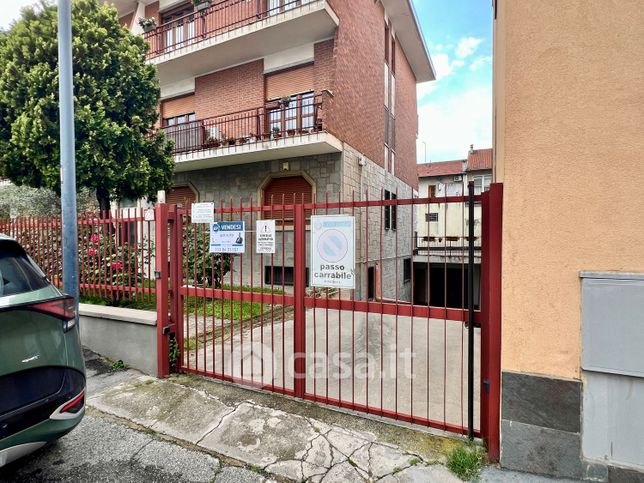 Box/posto auto in residenziale in Via Podgora 22