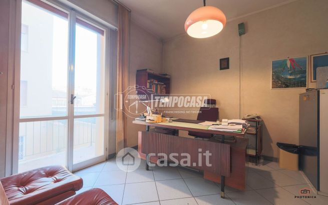 Ufficio in commerciale in Via Santa Chiara