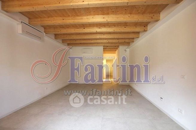 Appartamento in residenziale in Via Ugo Bassi 62