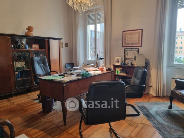 Ufficio in commerciale in Piazza Sandro Pertini 25
