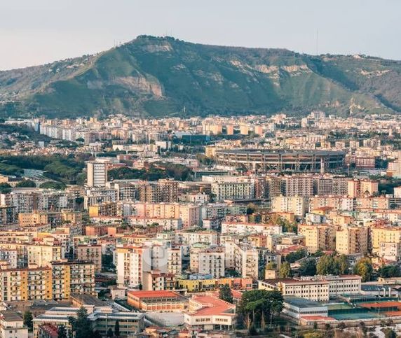 Appartamento in residenziale in Viale Maria Bakunin