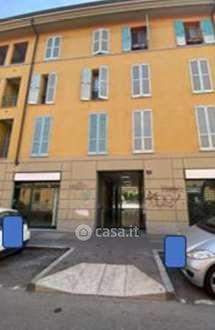 Appartamento in residenziale in Via Ugo Foscolo 3
