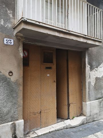 Box/posto auto in residenziale in Via Attilio Bosisio 23