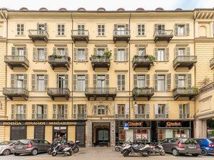 Appartamento in residenziale in Piazza Giuseppe Luigi Lagrange 2