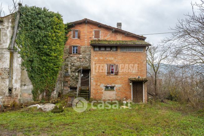 Rustico/casale in residenziale in Via Tabiano 4