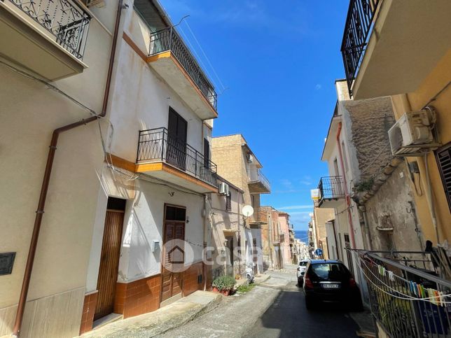 Casa indipendente in residenziale in Via Bucceria 5