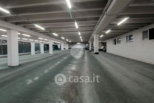 Capannone in commerciale in Via Ciurlina 1