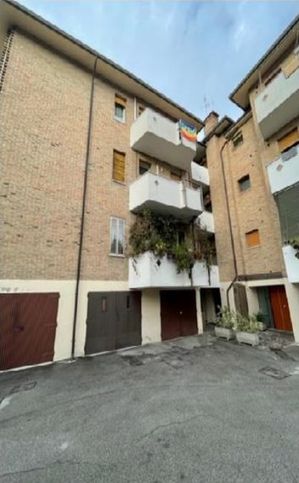 Casa indipendente in residenziale in Via Sorio 81-77