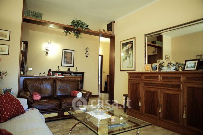 Appartamento in residenziale in Via Aldina 24