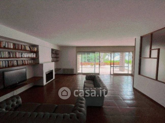Villa in residenziale in Via Selva del Moro