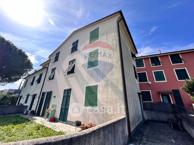 Appartamento in residenziale in Via Selaschi 1