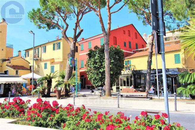 Appartamento in residenziale in Via Scarincio 104