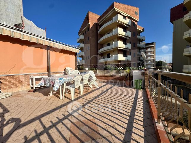Appartamento in residenziale in Via Cesare Battisti 174