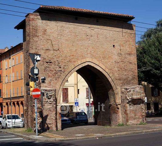 Garage/posto auto in residenziale in Via Torleone 36