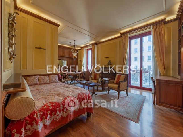 Appartamento in residenziale in Via Giosuè Carducci 4