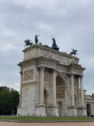 Appartamento in residenziale in Corso Sempione 14