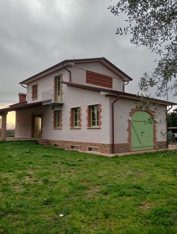 Villa in residenziale in 