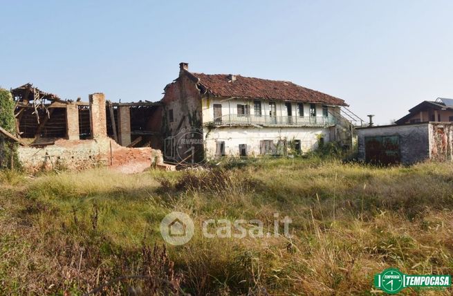 Rustico/casale in residenziale in Via Ai Colli 6