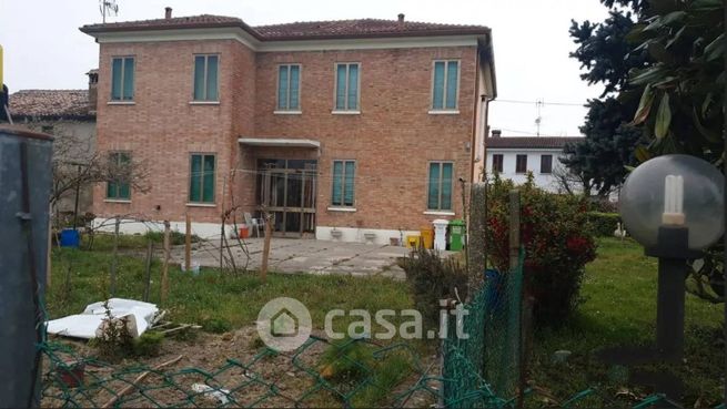 Appartamento in residenziale in Via Cagnona