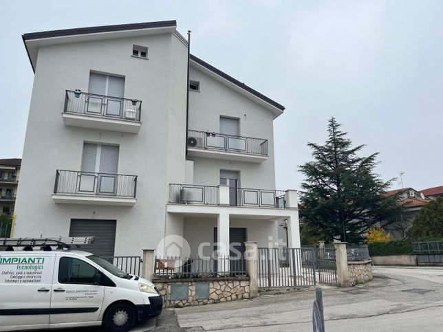 Appartamento in residenziale in Via Monte Sirente