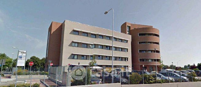 Ufficio in commerciale in 