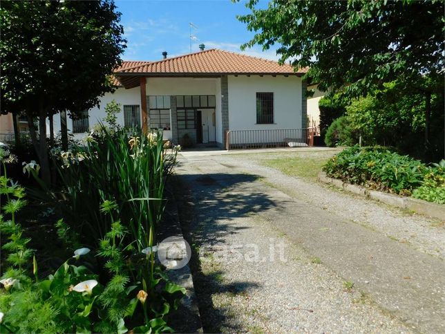 Villa in residenziale in