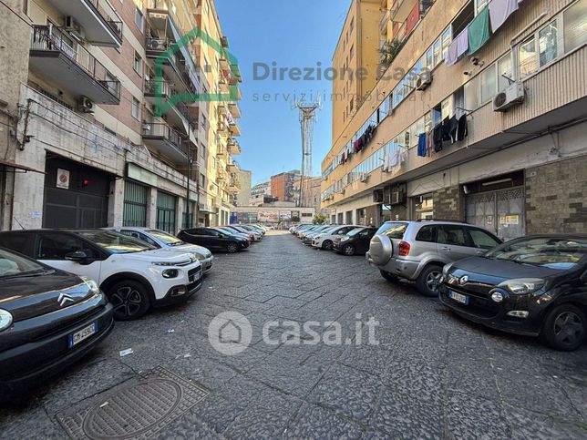 Capannone in commerciale in Via Arenaccia 102 -120