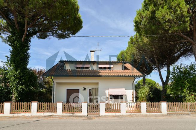 Villa in residenziale in Via Pio La Torre