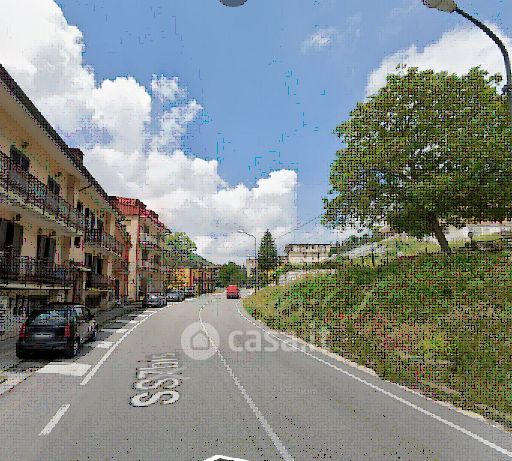 Garage/posto auto in residenziale in Via Valle