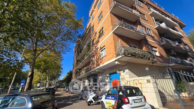 Appartamento in residenziale in Viale Jonio 72